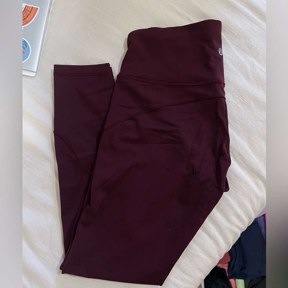 In movement high rise tight 25” Everlux